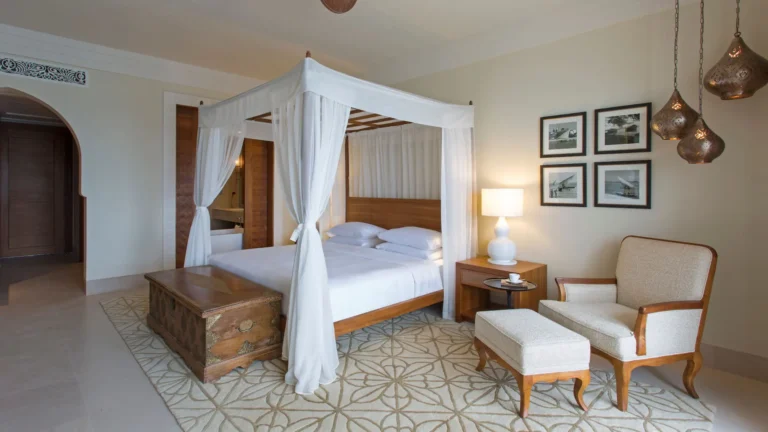 Park-Hyatt-Zanzibar-P013-Park-Deluxe-King